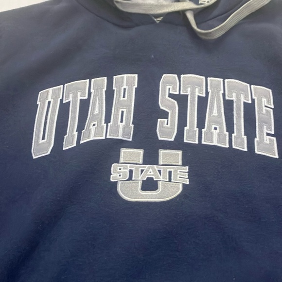 Utah State Navy Hoodie size Large - Picture 2 of 4